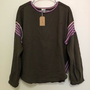 NWT Natural Life Trim Sweater Size L/XL